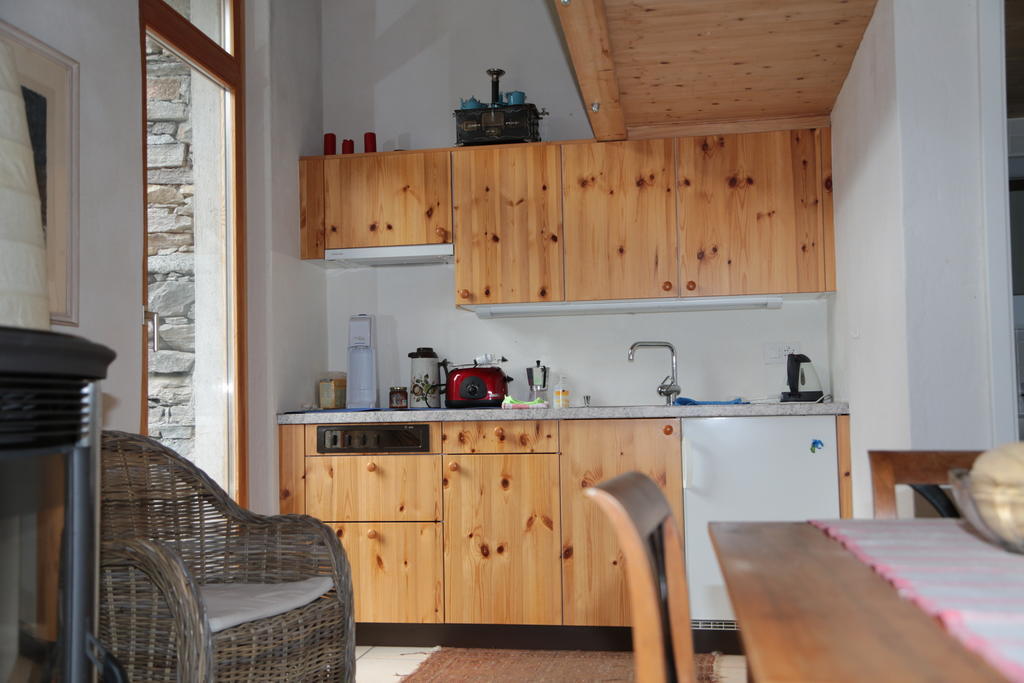 Rustico Apartment Verdabbio Ruang foto