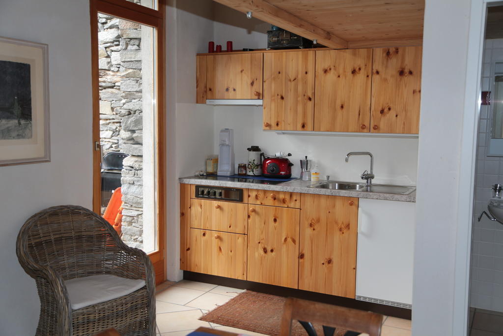 Rustico Apartment Verdabbio Ruang foto